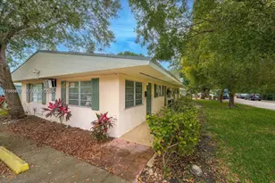 8885 NE 8th Ct, Miami, FL 33138 - Photo 4