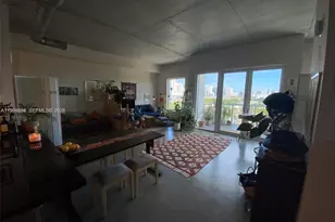 10 SW South River Dr, Miami, FL 33130 - Photo 2