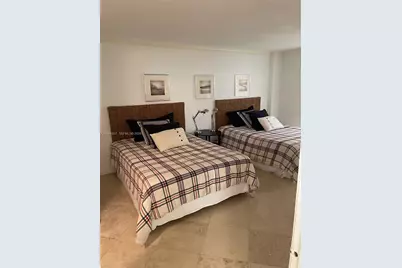 5555 Collins Ave #7Z, Miami Beach, FL 33140 - Photo 6