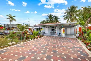 2210 Roosevelt St, Hollywood, FL 33020 - Photo 2