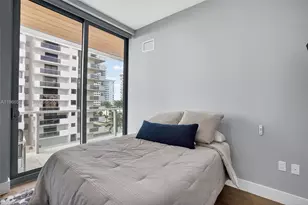 5775 Collins Ave, Miami Beach, FL 33140 - Photo 22