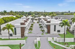 4632 SW 32nd Ave, Dania Beach, FL 33312 - Photo 2