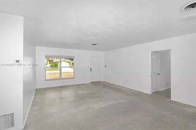 8820 SW 85th St, Miami, FL 33173 - Photo 12