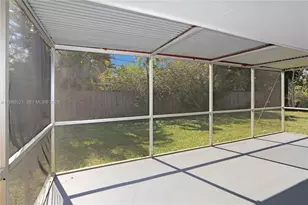 8820 SW 85th St, Miami, FL 33173 - Photo 8