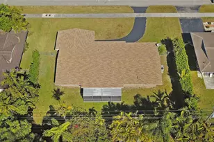 8820 SW 85th St, Miami, FL 33173 - Photo 4