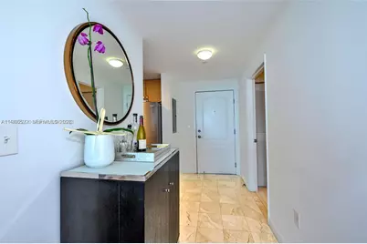 2101 Brickell Ave #3507, Miami, FL 33129 - Photo 2