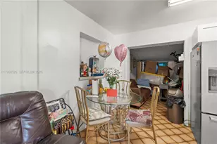 1271 NE 211th St, Miami, FL 33179 - Photo 4