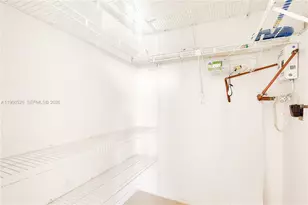 650 SW 124th Terrace, Pembroke Pines, FL 33027 - Photo 22