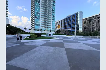 2101 Brickell Ave #2202, Miami, FL 33129 - Photo 8