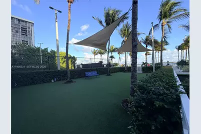 2101 Brickell Ave #2202, Miami, FL 33129 - Photo 32