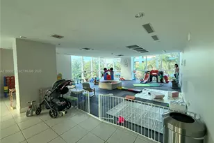 2101 Brickell Ave, Miami, FL 33129 - Photo 12