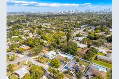 15021 NE 11th Ave, Miami, FL 33161 - Photo 44