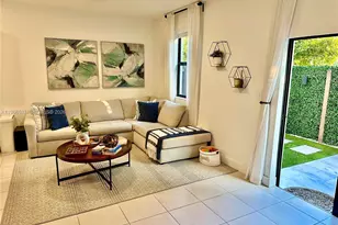 10407 NW 82nd St, Doral, FL 33178 - Photo 4