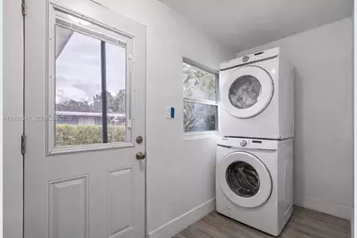 65 NW 118th St, Miami, FL 33168 - Photo 14