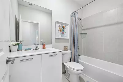 2361 NW 125th St, Miami, FL 33167 - Photo 28