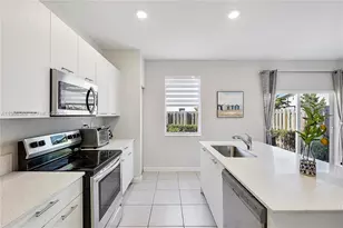 2361 NW 125 St, Miami, FL 33167 - Photo 18