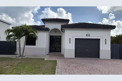 27607 SW 133rd Pl, Homestead, FL 33032 - Photo 2