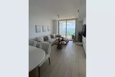 488 NE 18th St #802, Miami, FL 33132 - Photo 4