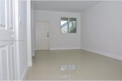 2826 SE 16th Pl #100, Homestead, FL 33035 - Photo 2