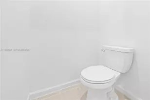 2442 SE 30th St, Homestead, FL 33035 - Photo 18