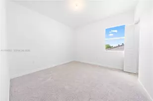 2442 SE 30th St, Homestead, FL 33035 - Photo 26