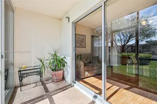 13800 SW 14th St, Pembroke Pines, FL 33027 - Photo 36