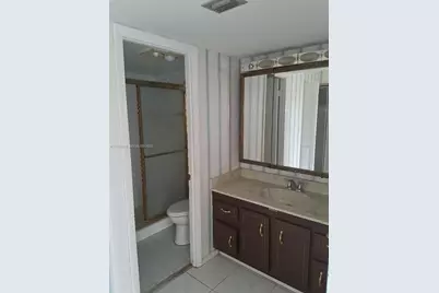 1300 St Charles Pl #302, Pembroke Pines, FL 33026 - Photo 24