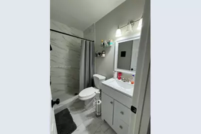 6733 NW 62nd St, Tamarac, FL 33321 - Photo 8