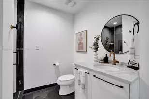 900 Biscayne Blvd, Miami, FL 33132 - Photo 24