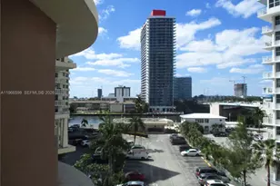 1825 S Ocean Dr, Hallandale Beach, FL 33009 - Photo 20
