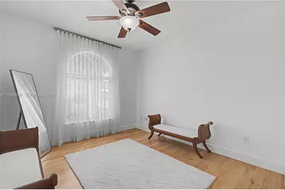 8305 NW 157th Ter, Miami Lakes, FL 33016 - Photo 18