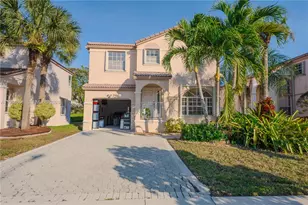 341 NW 153rd Ln, Pembroke Pines, FL 33028 - Photo 2