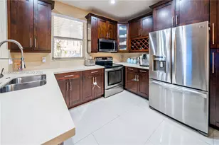 341 NW 153rd Ln, Pembroke Pines, FL 33028 - Photo 8
