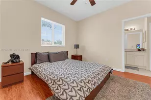 8844 S Isles Cir, Tamarac, FL 33321 - Photo 22