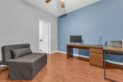 8844 S Isles Cir #0, Tamarac, FL 33321 - Photo 26