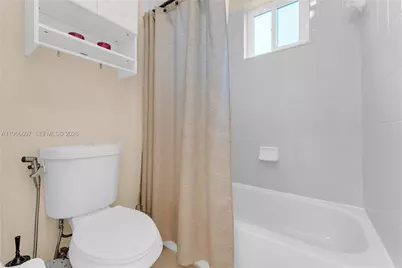 8844 S Isles Cir #0, Tamarac, FL 33321 - Photo 20