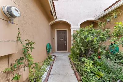 8844 S Isles Cir #0, Tamarac, FL 33321 - Photo 36