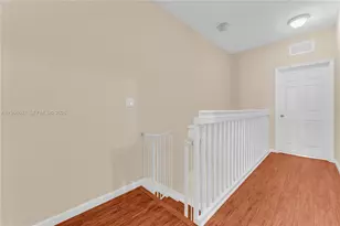 8844 S Isles Cir, Tamarac, FL 33321 - Photo 28