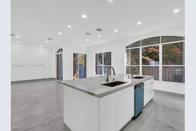 3830 SW 48th Ct, Hollywood, FL 33312 - Photo 24