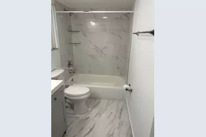 15539 N Miami Lakeway N #201-22, Miami Lakes, FL 33014 - Photo 2