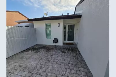 19261 SW 118th Ct, Miami, FL 33177 - Photo 4