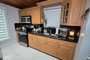 19261 SW 118th Ct, Miami, FL 33177 - Photo 8