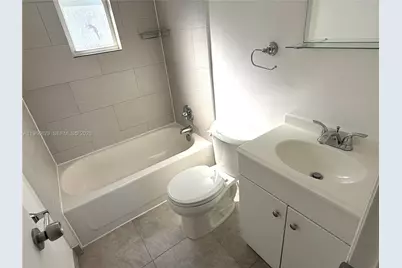 540 NW 7 #4, Miami, FL 33136 - Photo 12