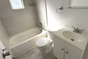 540 NW 7, Miami, FL 33136 - Photo 12