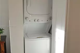 1522 SE 26th Ter, Homestead, FL 33035 - Photo 8