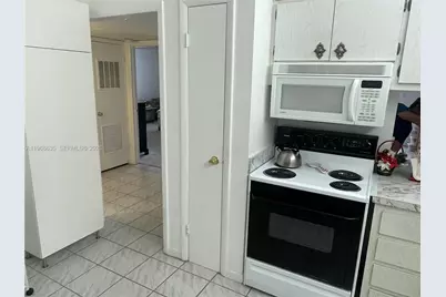 4881 NW 22nd St #B7, Lauderhill, FL 33313 - Photo 20