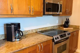 1755 E Hallandale Beach Blvd, Hallandale Beach, FL 33009 - Photo 8