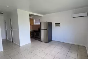 2040 Pierce St, Hollywood, FL 33020 - Photo 2