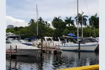 3401 N Country Club Dr #414, Aventura, FL 33180 - Photo 8