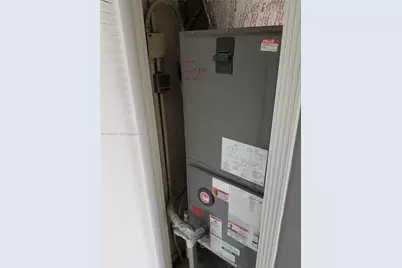 3401 N Country Club Dr #414, Aventura, FL 33180 - Photo 34